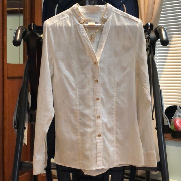 Michael Kors button down blouse with clasp closure - Picture 5 of 6